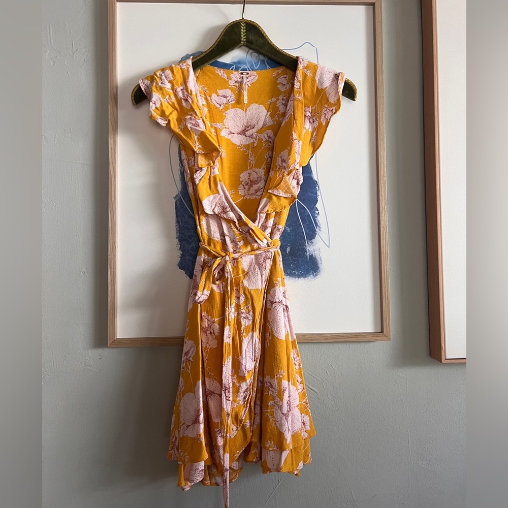 Free People French Quarter Yellow Floral Print Wrap Dress size Small - Picture 2 of 7